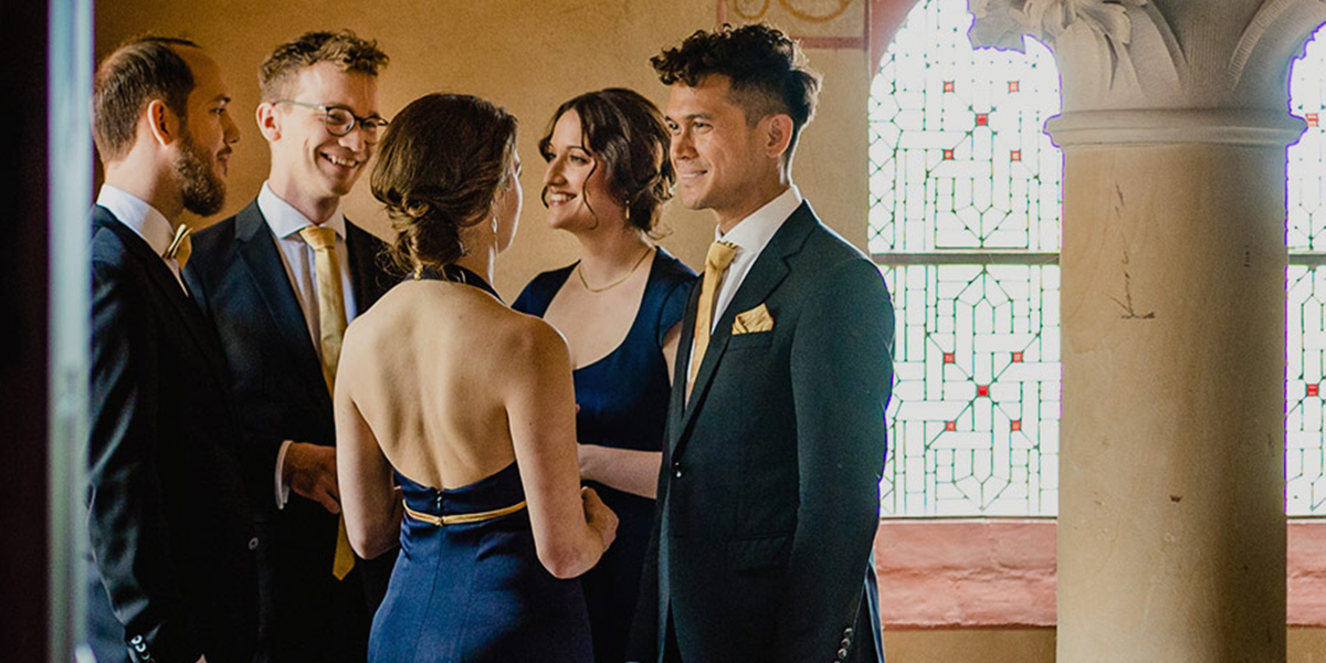Konzertkleidung für Ensembles, Marillon Couture Leipzig, Bühnengardarobe Leipzig, Konzertkleidung Leipzig