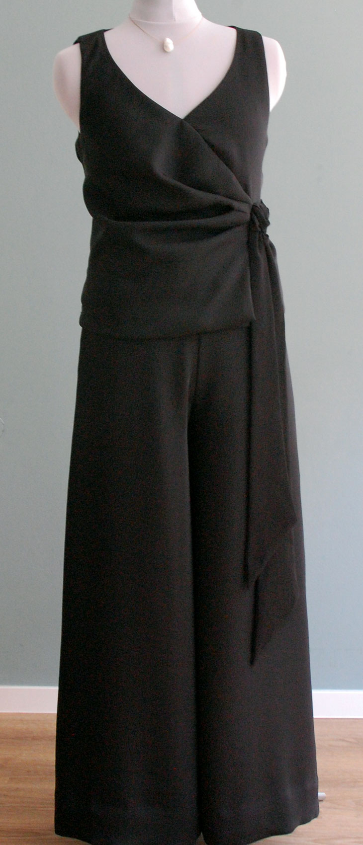 Konzertoberteil mit maßgeschneiderter Hose