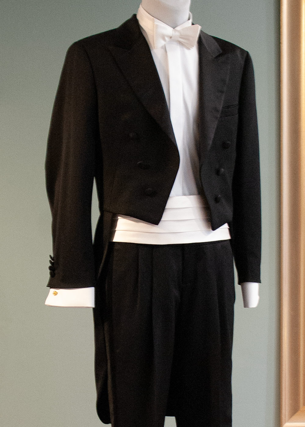 Marillon Couture, Klassischer Frack aus elastischem Wollsatin